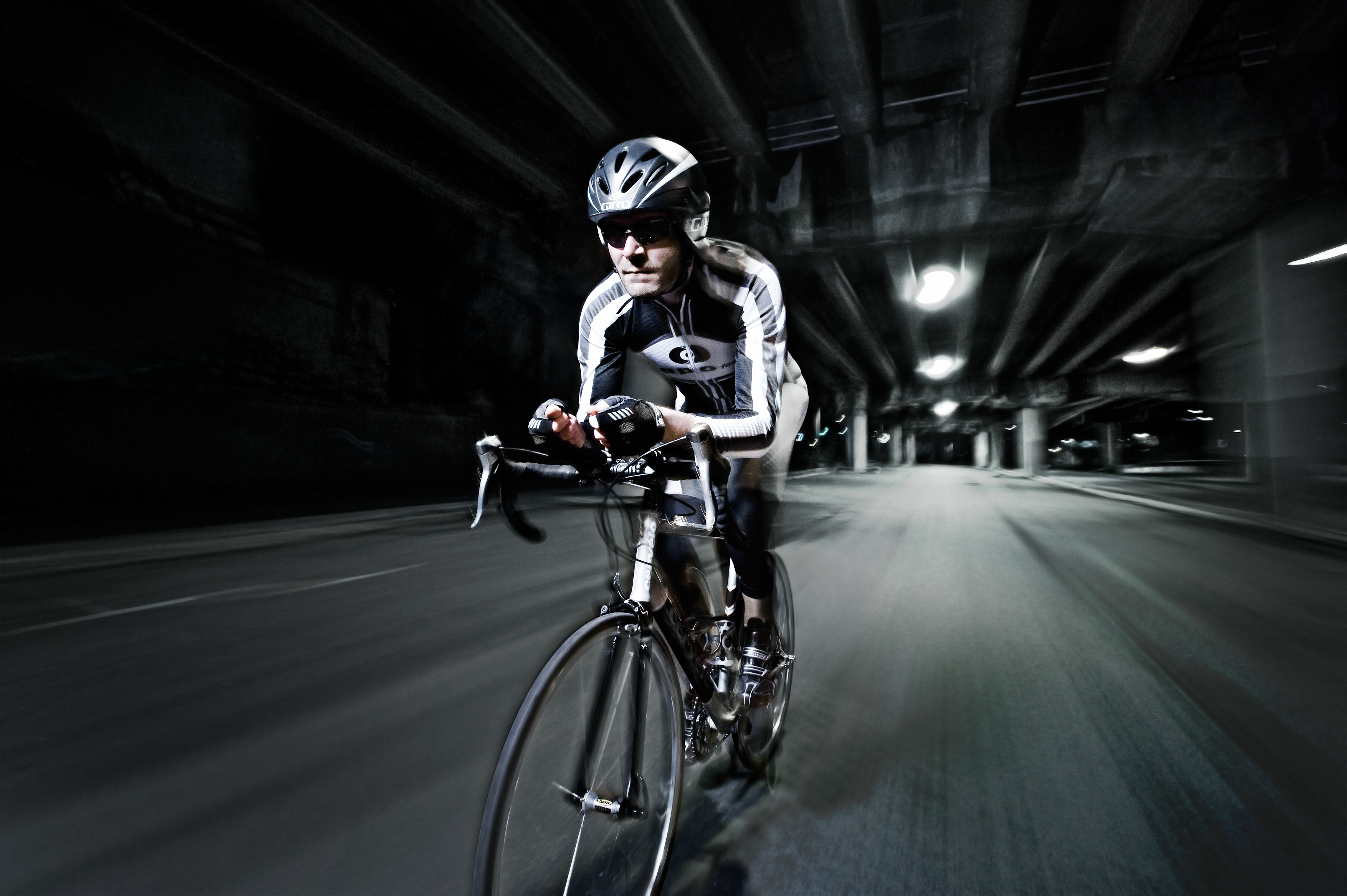 Janko ad retouch bike02